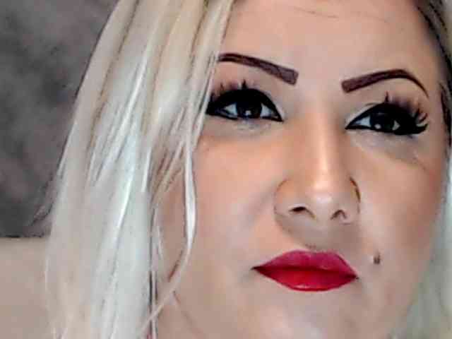 ClaudieTaylon webcam