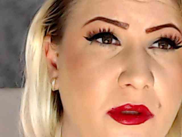 ClaudieTaylon webcam