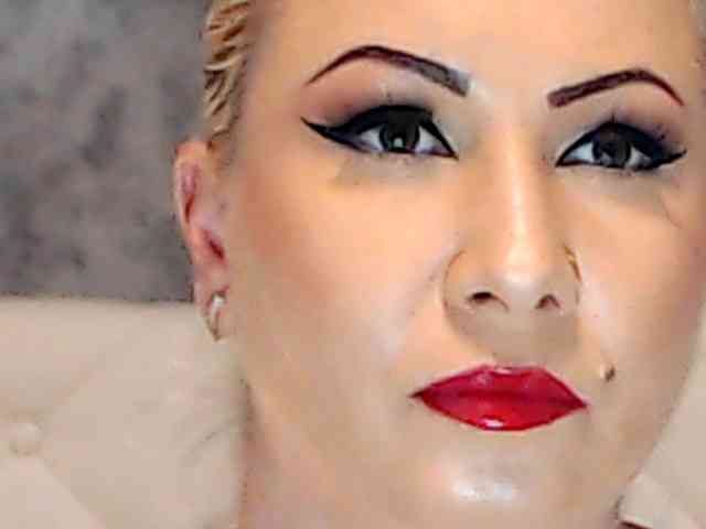 ClaudieTaylon webcam