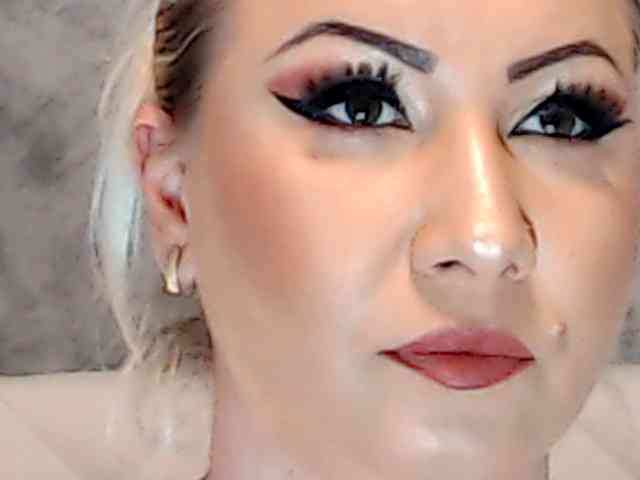 ClaudieTaylon webcam