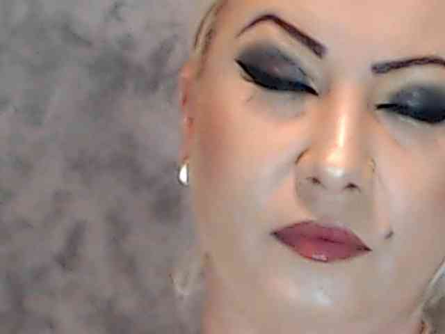 ClaudieTaylon webcam