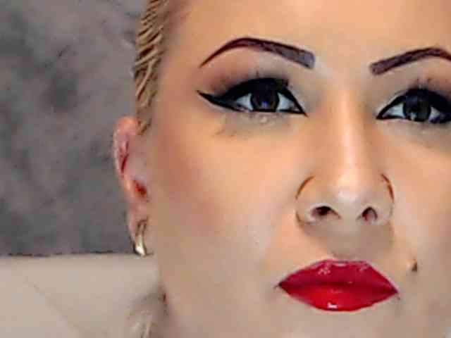 ClaudieTaylon webcam