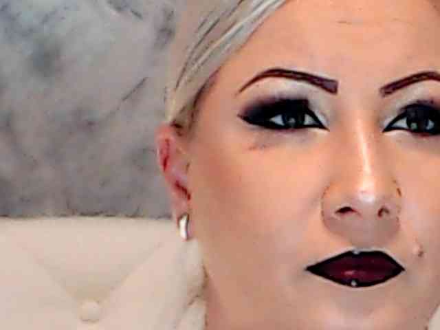 ClaudieTaylon webcam