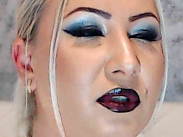 ClaudieTaylon ClaudieTaylon