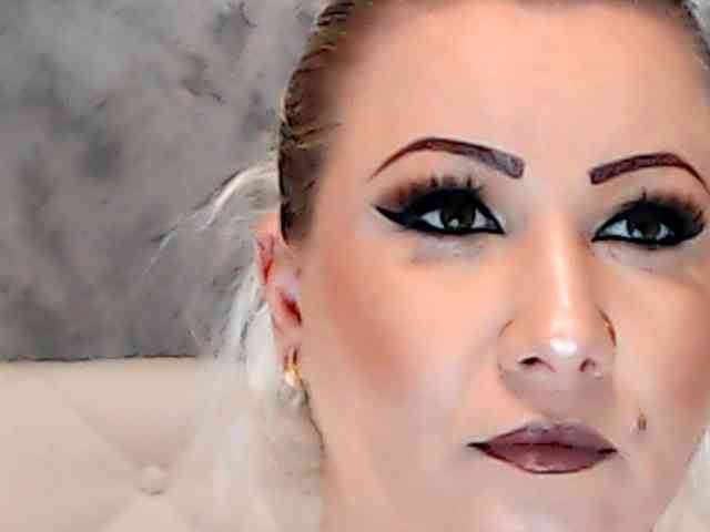 ClaudieTaylon webcam