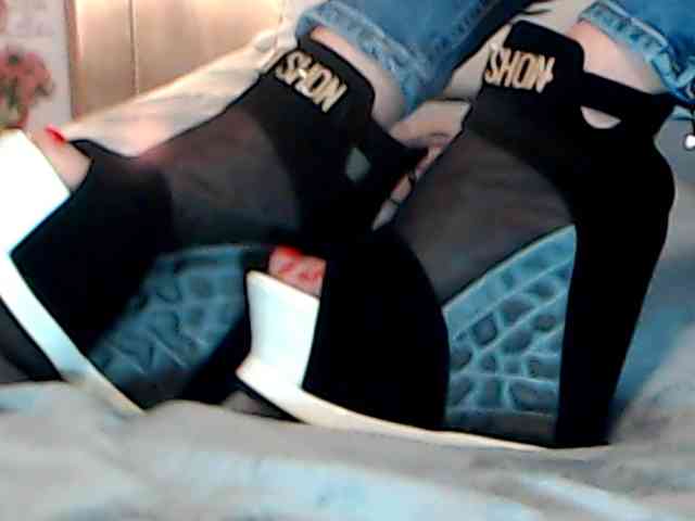 ClaudieTaylon webcam