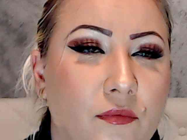 ClaudieTaylon webcam