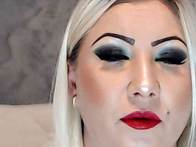 ClaudieTaylon webcam