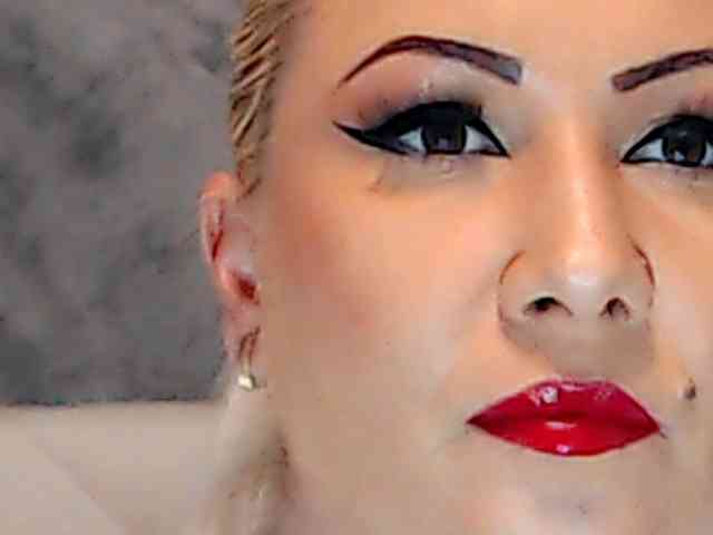 ClaudieTaylon webcam