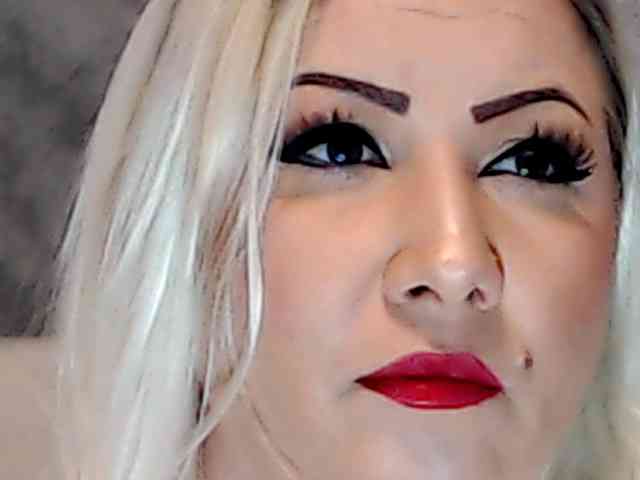 ClaudieTaylon webcam