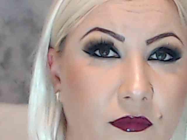 ClaudieTaylon webcam