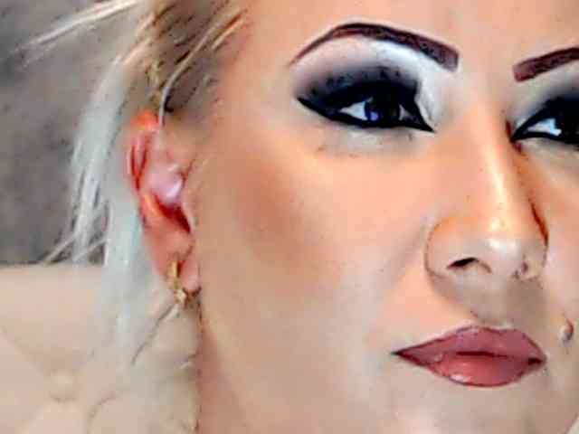 ClaudieTaylon webcam