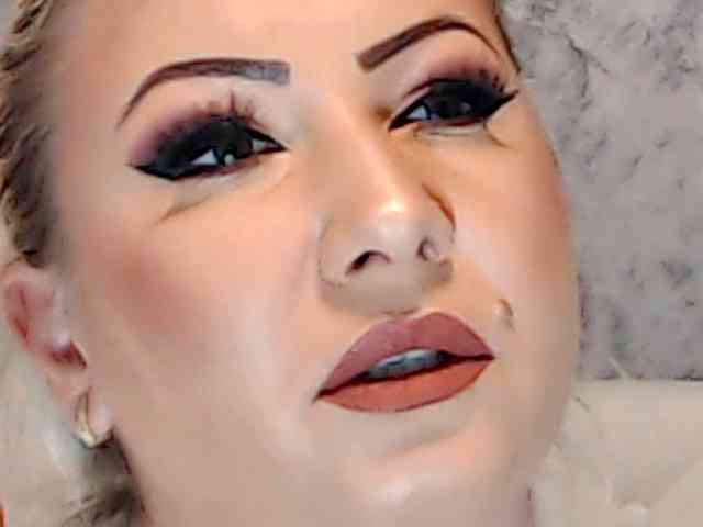 ClaudieTaylon webcam