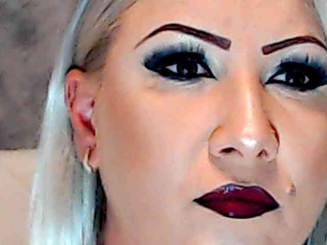 ClaudieTaylon webcam