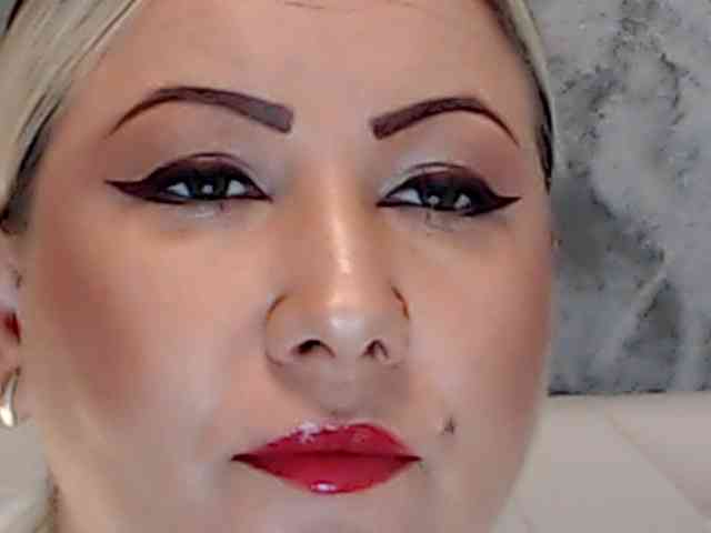 ClaudieTaylon ClaudieTaylon