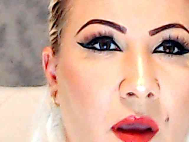 ClaudieTaylon webcam