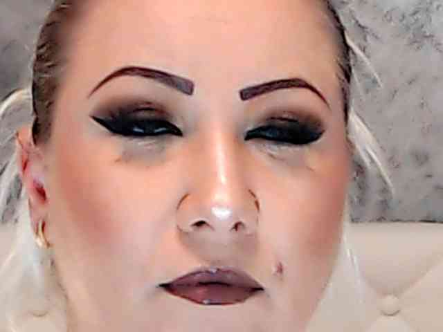 ClaudieTaylon webcam