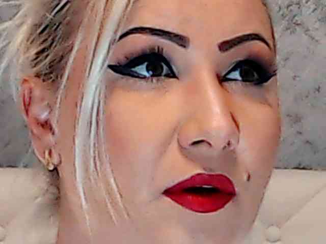 ClaudieTaylon webcam