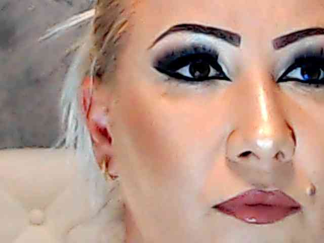 ClaudieTaylon webcam