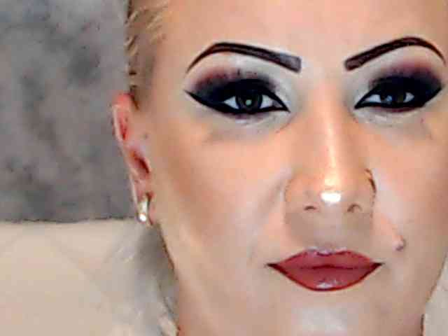 ClaudieTaylon webcam