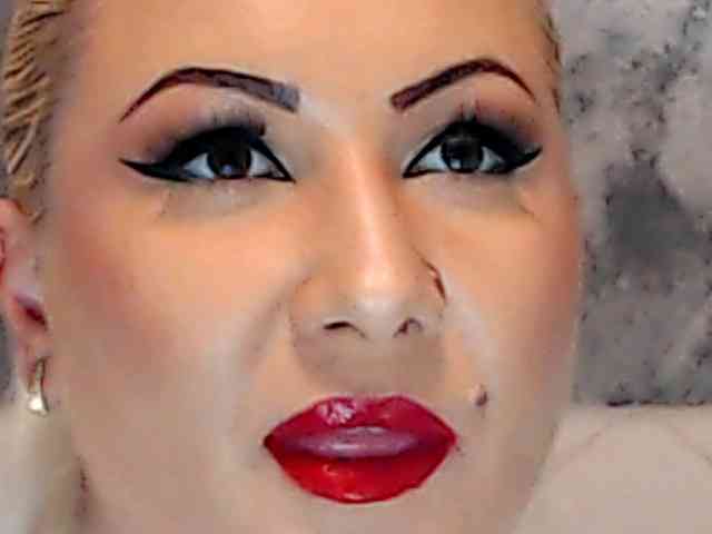 ClaudieTaylon webcam