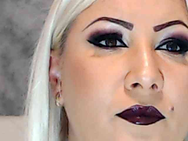 ClaudieTaylon webcam