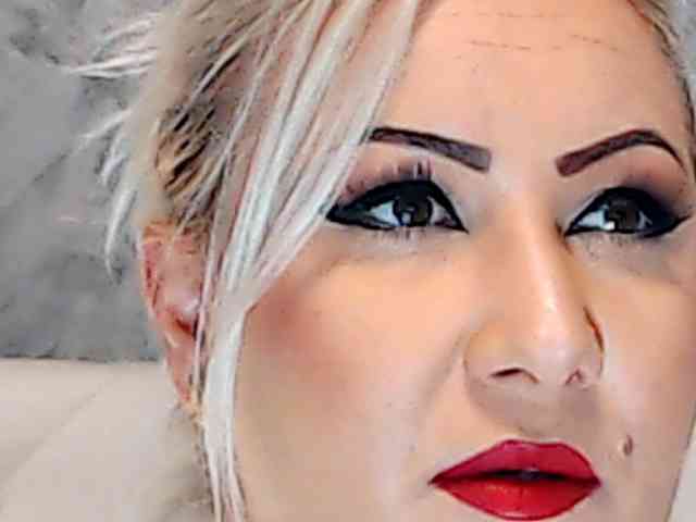 ClaudieTaylon webcam