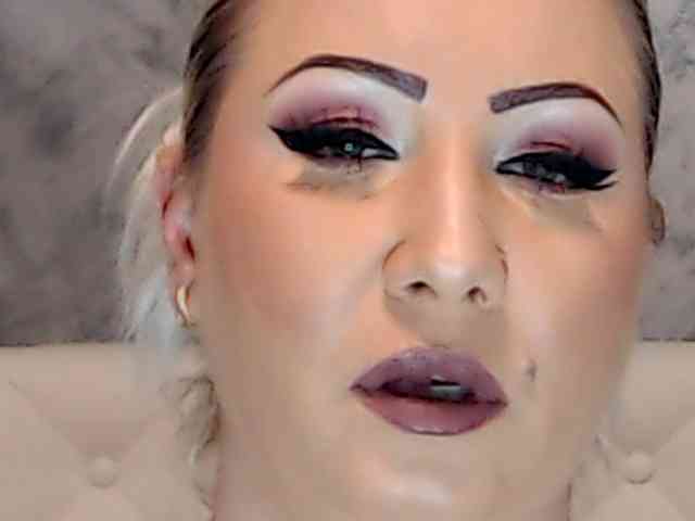 ClaudieTaylon webcam