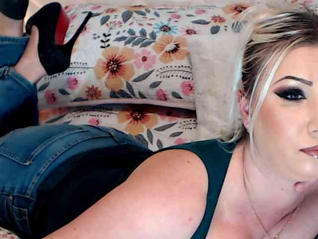 ClaudieTaylon webcam