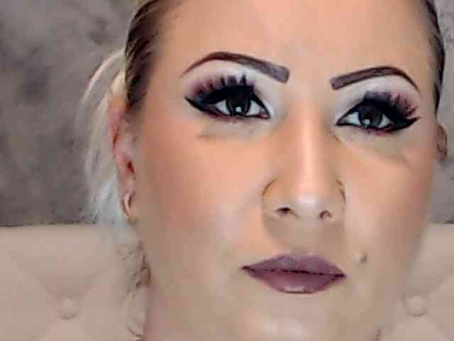 ClaudieTaylon webcam