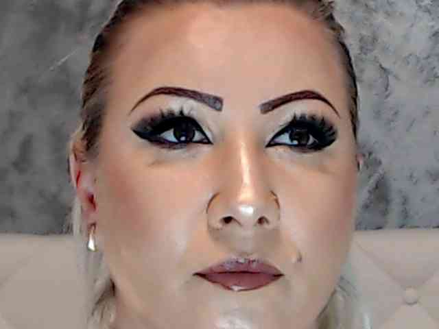 ClaudieTaylon ClaudieTaylon