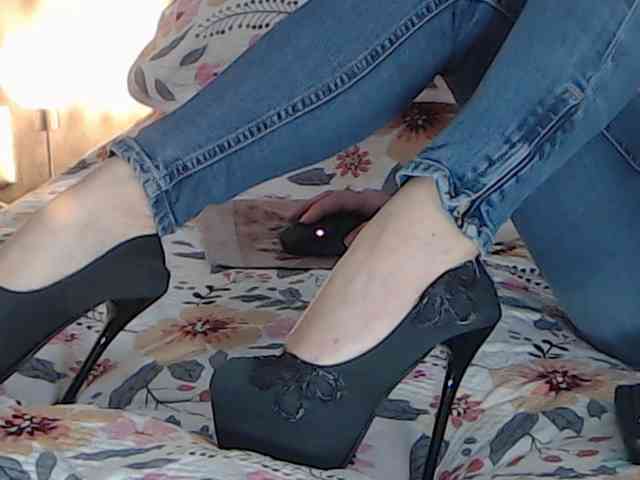 ClaudieTaylon webcam