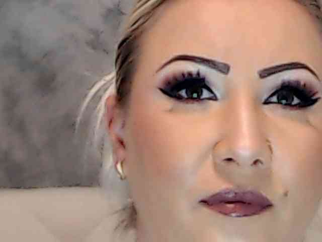 ClaudieTaylon webcam