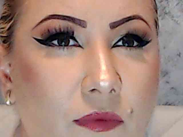 ClaudieTaylon ClaudieTaylon