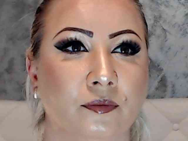 ClaudieTaylon webcam