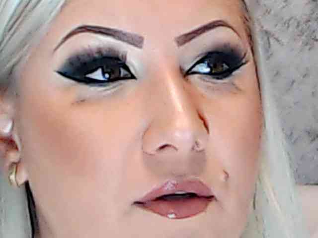ClaudieTaylon webcam