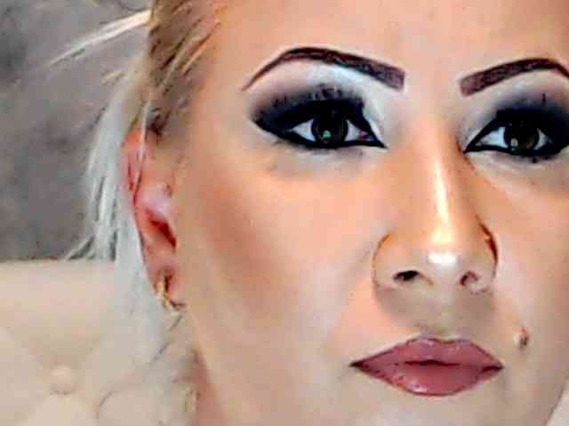 ClaudieTaylon webcam