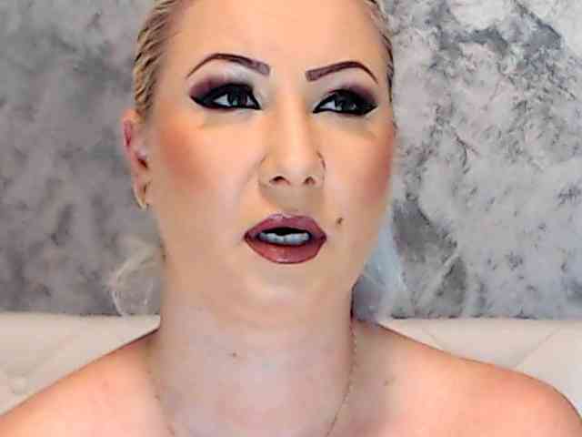 ClaudieTaylon ClaudieTaylon