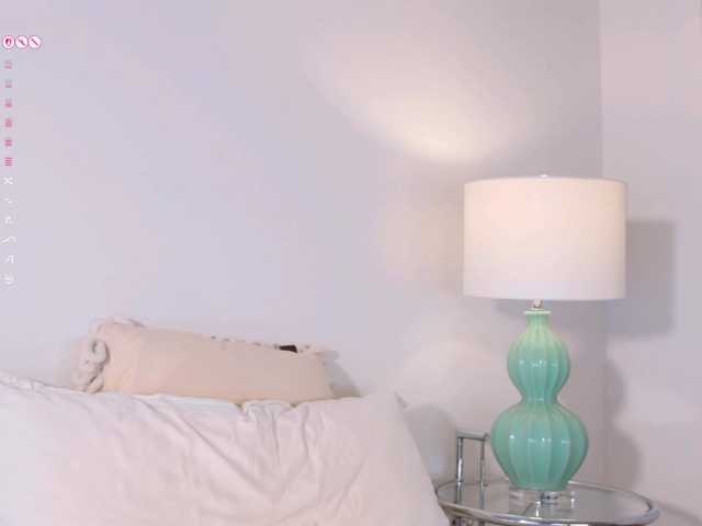 naughtytilly's BongaCams show and profile