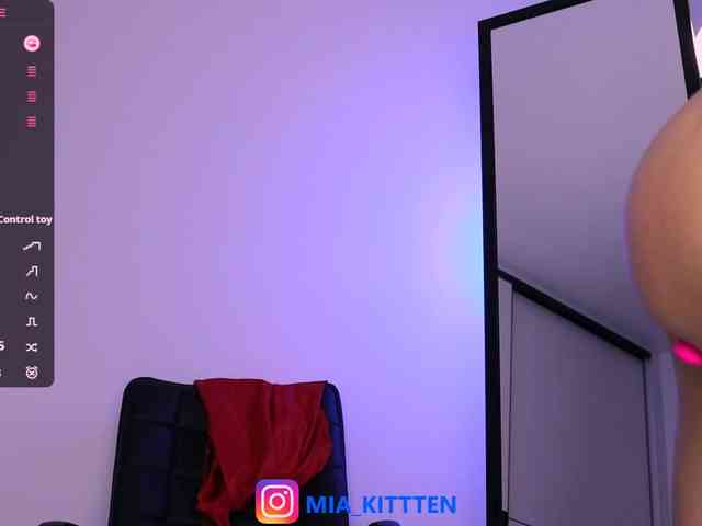 mia_kittten webcam
