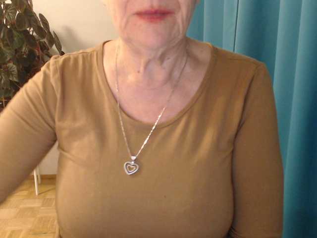 MadamSG's BongaCams show and profile