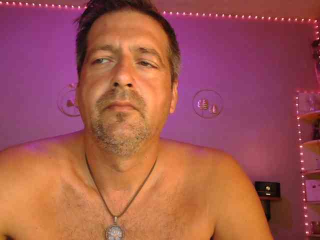 matrikes1 Live Webcam on BongaCams