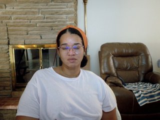 BonVivantt Porn Show