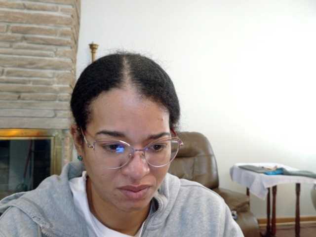 Moranguh's BongaCams show and profile