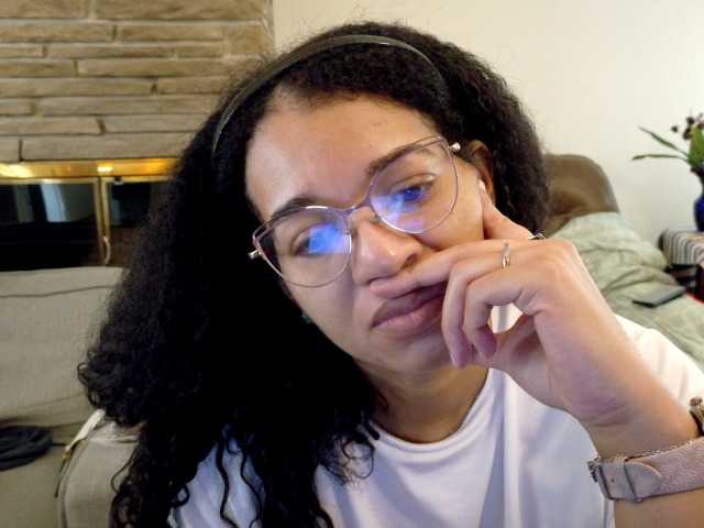 Moranguh live cam profile