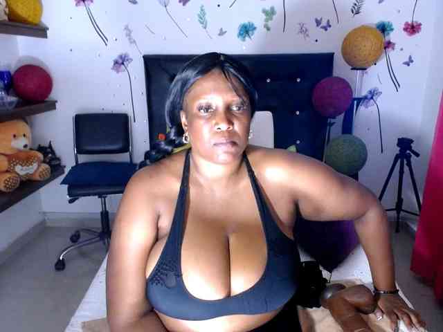 antonelax Live Webcam on BongaCams antonelax Live Webcam on BongaCams