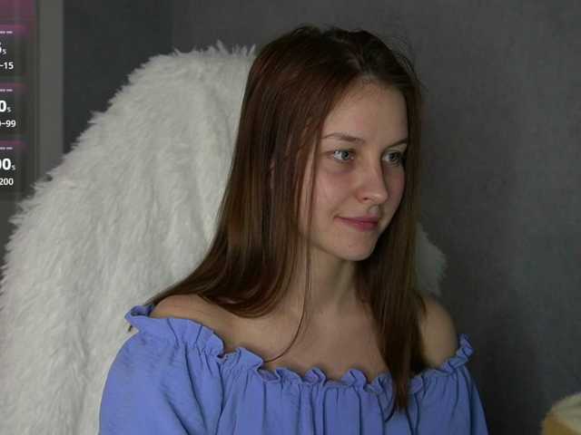 Golyboglazkaa's BongaCams show and profile