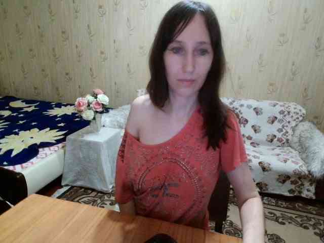 Oksana24rai webcam