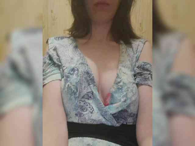 Oksana24rai webcam