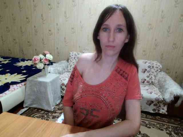 Oksana24rai webcam
